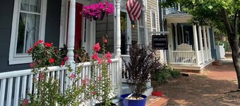 Walk To Main St & City Dock from Historic Downtown Dog-Friendly Apartment