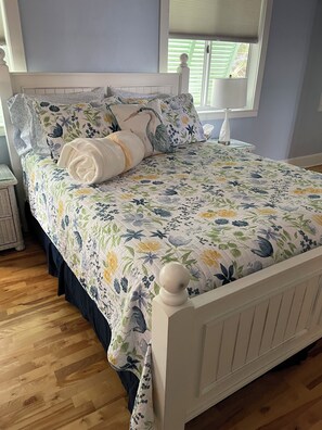 1 bedroom, in-room safe, iron/ironing board, free WiFi