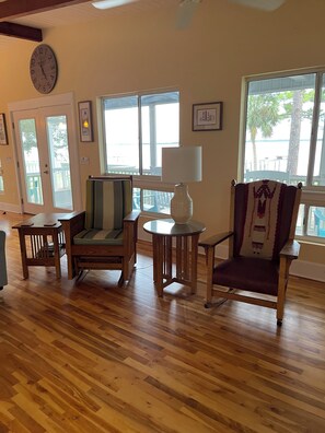 Interior - Bayfront Ochlocknee Bay/Ocean View/Boat Dock 1-bedroom home top floor 2nd floor (Panacea)