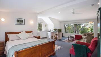 1 habitación, escritorio, tabla de planchar con plancha y wifi gratis