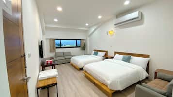 Comfort-hús - útsýni yfir port - vísar að sjó | 5 svefnherbergi, ókeypis drykkir á míníbar, ókeypis þráðlaus nettenging