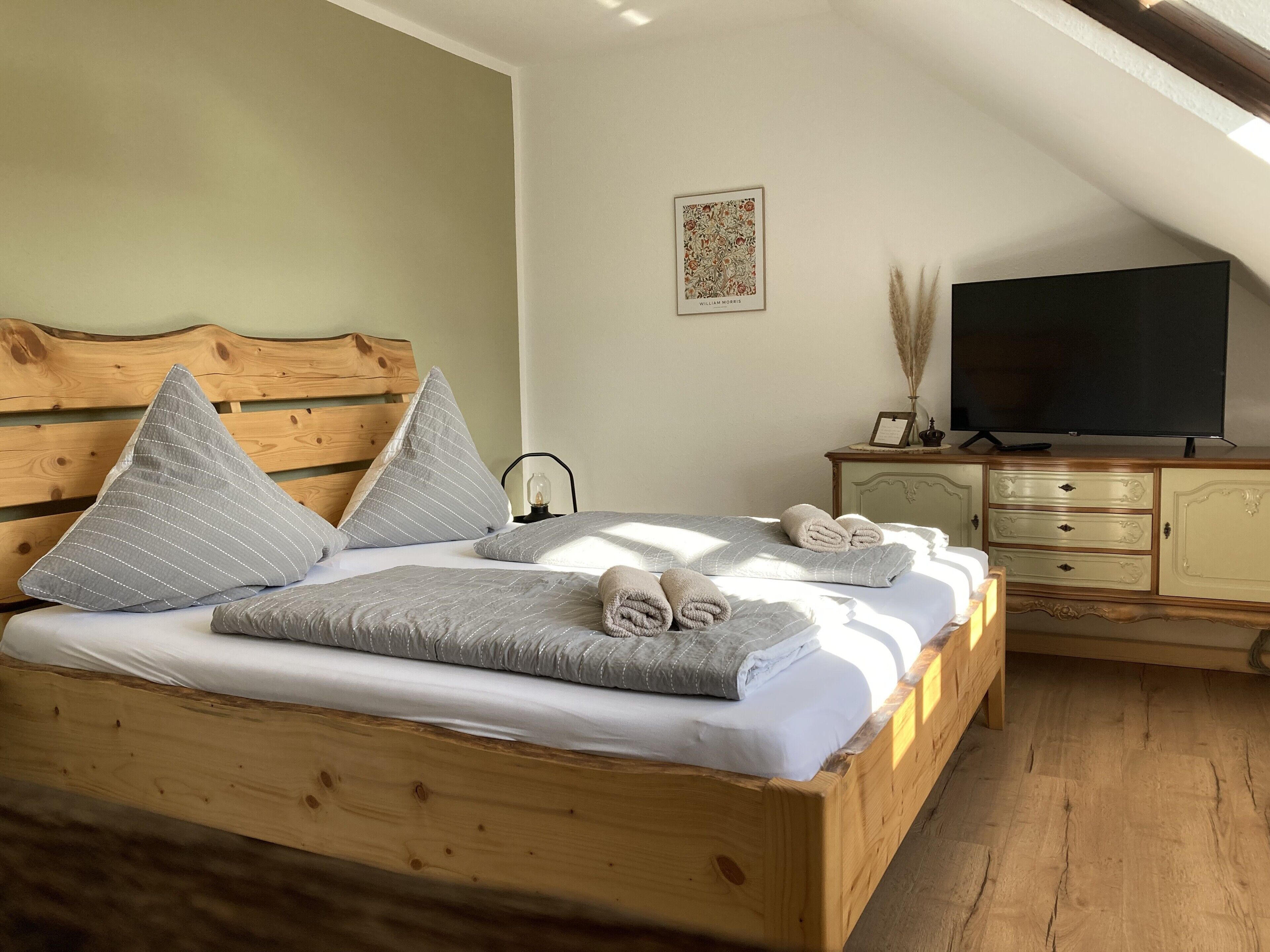 4 Schlafzimmer, Bügeleisen/Bügelbrett, kostenloses WLAN, Bettwäsche