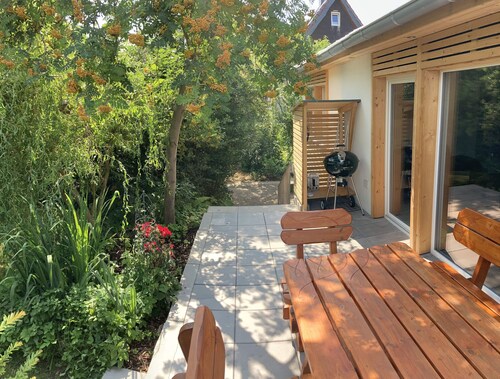 'Ferienhaus Urwald' mit privater Terrasse und Sauna, Garten und Wi-Fi