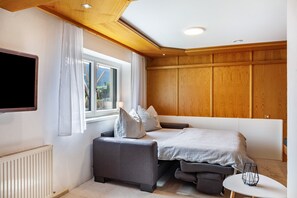 1 bedroom, free WiFi, bed sheets - Holiday Apartment "Pfeffer" with Mountain View and Wi-Fi (Leogang)