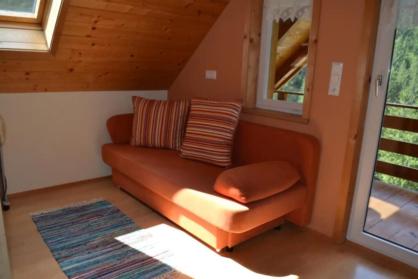 TV, fireplace, DVD player, ping pong