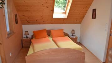 3 sovrum, strykjärn/strykbräda, gratis wi-fi och sängkläder