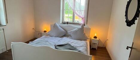 2 chambres, fer et planche Ă repasser, accĂšs au Wi-Fi (inclus)