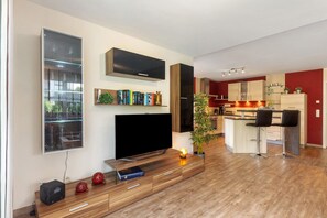 Interior - Apartment Gretel with Private Garden and Wi-Fi (Bremm)
