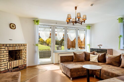 Ferienwohnung 'Mitterfelder Donaublick' mit privater Terrasse, privatem Garten und Wi-Fi