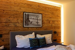 3 bedrooms, free WiFi, bed sheets - Chalet 'Almblick Mit Sauna' with Mountain View, Shared Pool and Wi-Fi (Tauplitz)