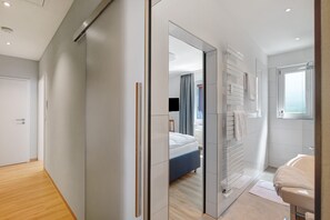 1 makuuhuone, silitysrauta/-lauta, ilmainen Wi-Fi, vuodevaatteet