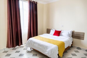 Standard Double Room, City View | Desk, free WiFi