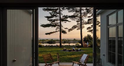 Modern Nordic Retreat w. Stunning Lake Views