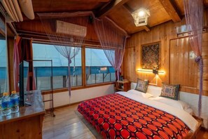 Room - Gesajibu Inn (Shangri-La)