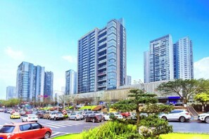 Unclassified image, 4 of 35, button - Hotel & Davos (Chongqing Ranjiaba Light Rail Station) (Chongqing)