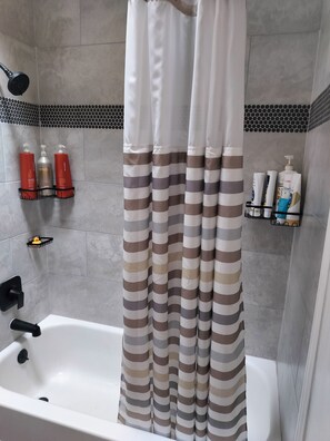 Shower, hair dryer, towels, soap - 3-bedroom home with AC refrigeration unit, WiFi, garage plus carport. (El Paso)