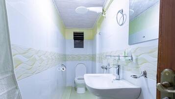 Shower, towels, soap, shampoo