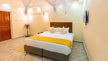 Standard Double Room | Desk, laptop workspace, free WiFi