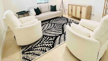 House, 4 Bedrooms, Patio | Room amenity