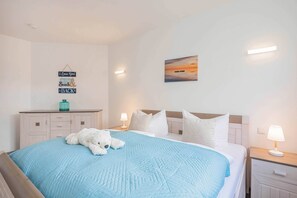 2 bedrooms, free WiFi - Modern vacation apartment with terrace & lake view - only 350 m to the lagoon (Kamminke)