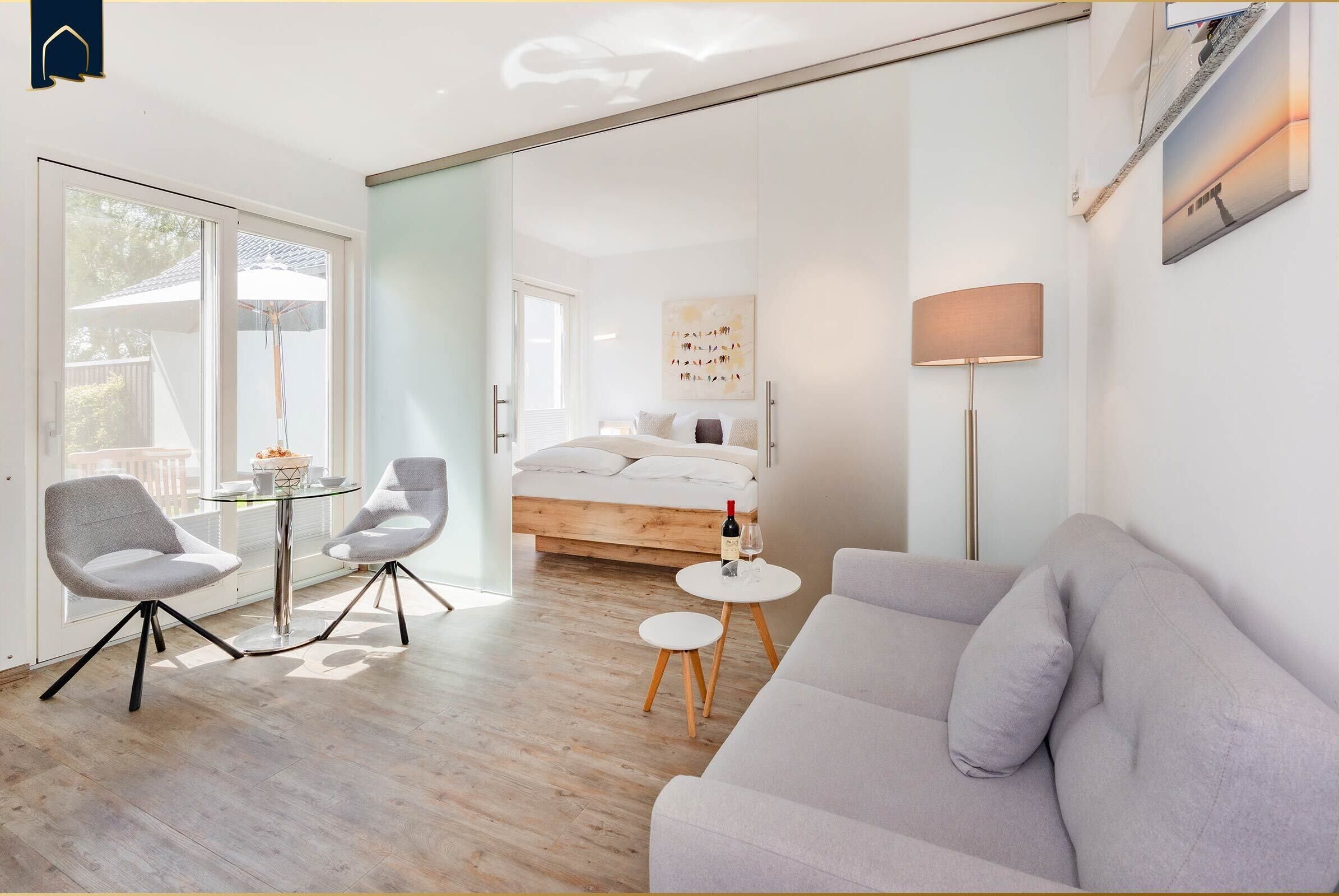 TV, bordtennis og stereoanlegg