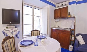 Apartment | Dining - Blue Dreams in the Centre of the Old City (Dubrovnik)