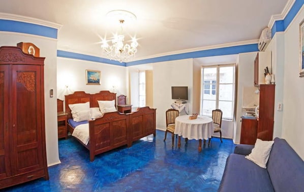 Apartment | 1 Schlafzimmer, Bügeleisen/Bügelbrett, kostenloses WLAN, Bettwäsche