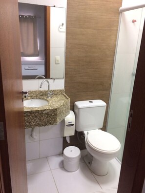 Bathroom - Blu Terrace Hotel (Blumenau)