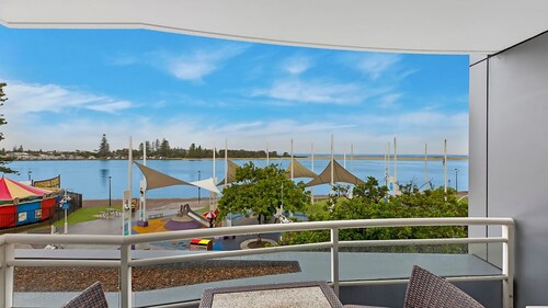 The Entrance Waterfront Apartment 111