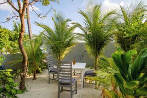 Garden view - La Solara Villa (Ukulhas)