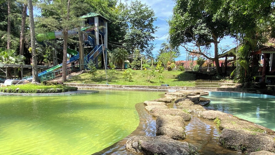 Ranong Resort and Laguna