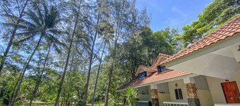 Ranong Resort and Laguna