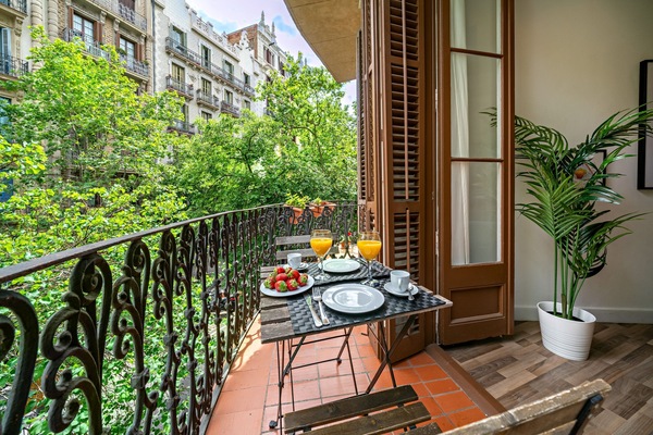 Departamento Deluxe, balcón, vista a la ciudad | Terraza o patio
