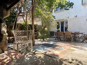 Outdoor dining - La villa au palmier - 10bed, 2bath, roof terrace (Perpignan)