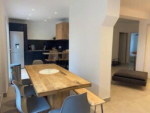 Dining - La villa au palmier - 10bed, 2bath, roof terrace (Perpignan)