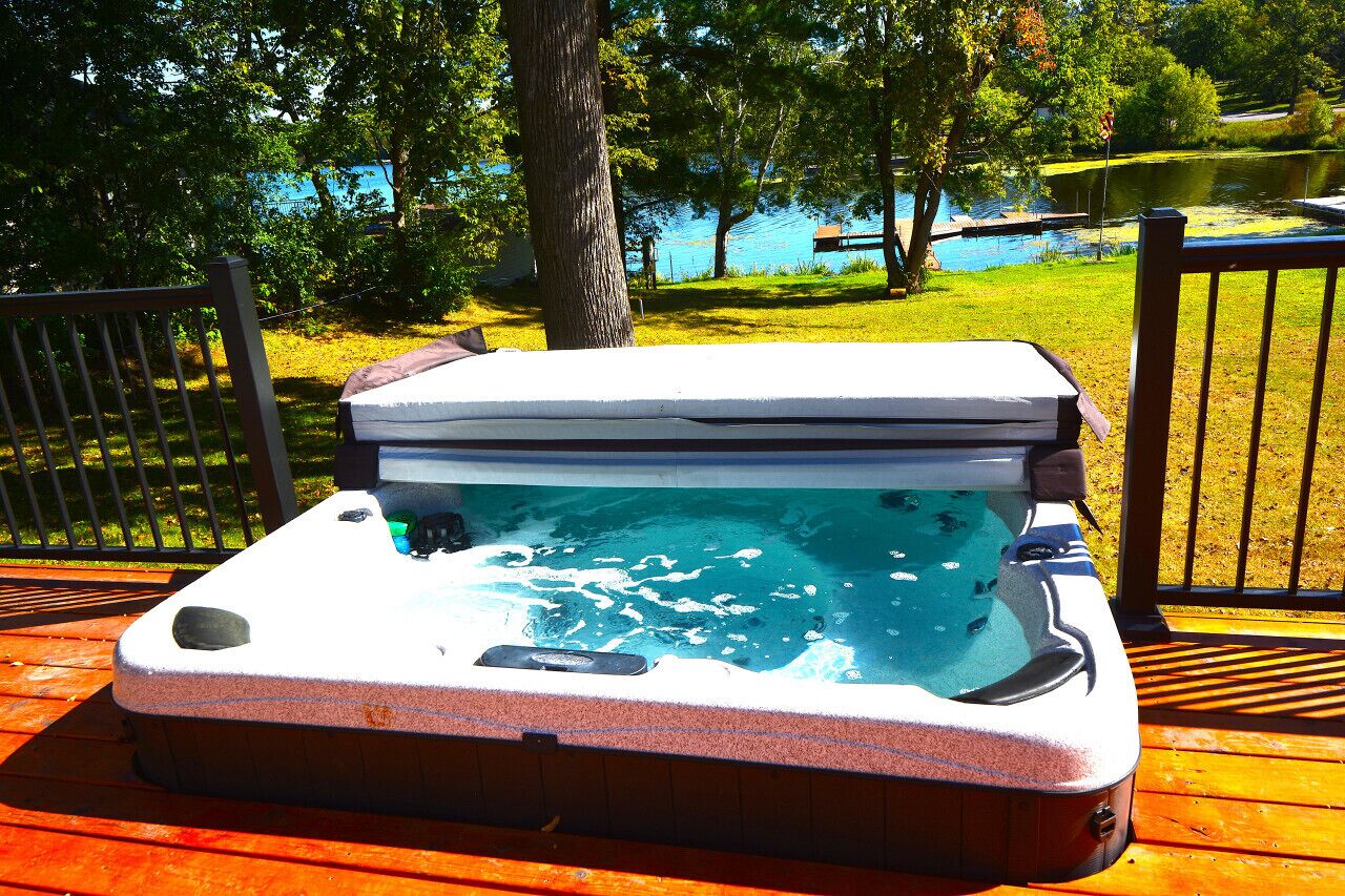 مغطس سبا خارجي