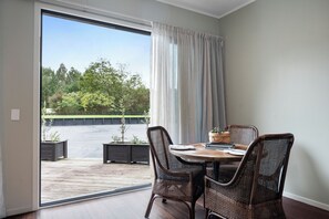 Suíte superluxo, 1 quarto, vista para o jardim | Vista do quarto