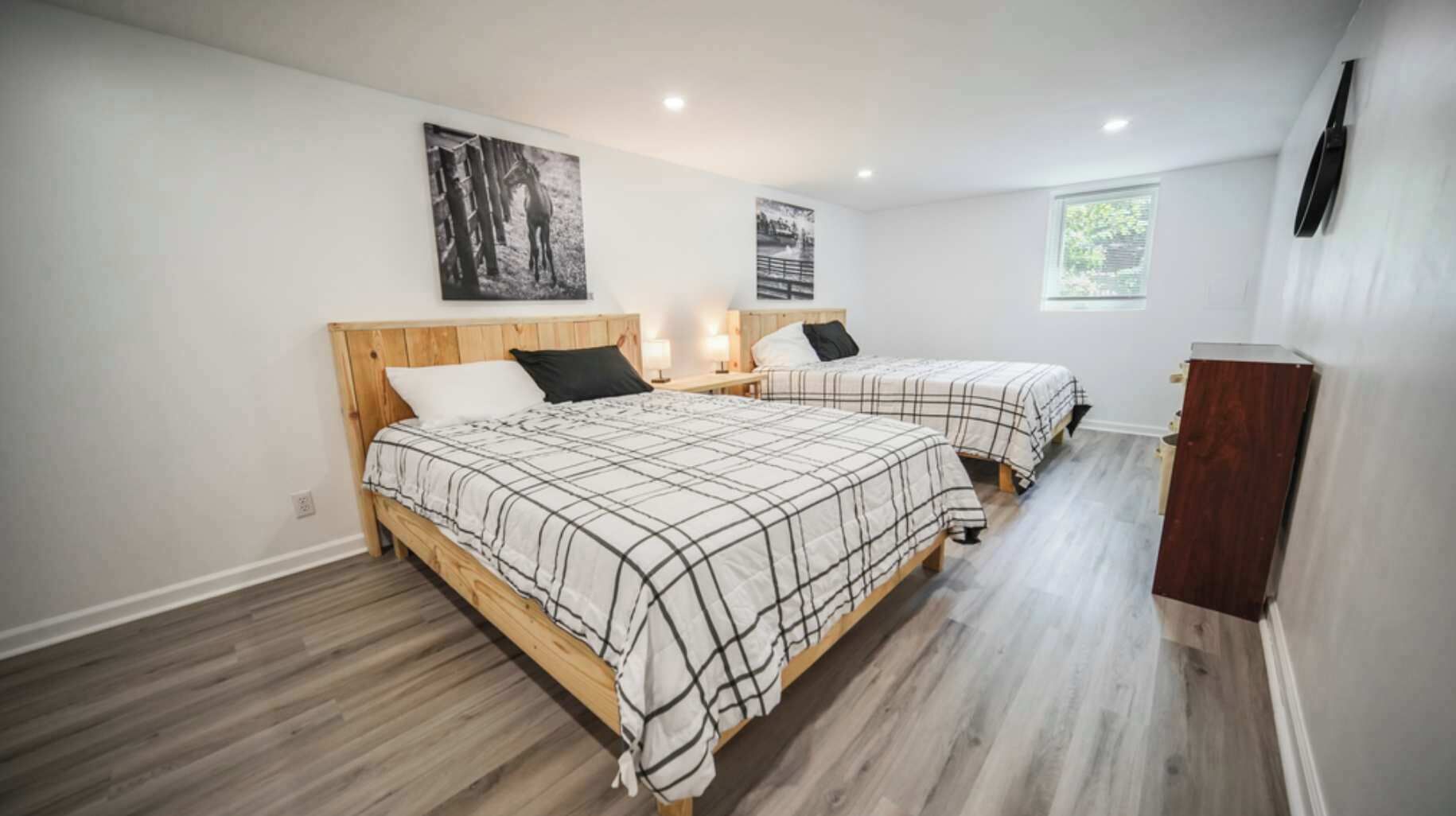 2 間睡房、熨斗/熨衫板、Wi-Fi、床單