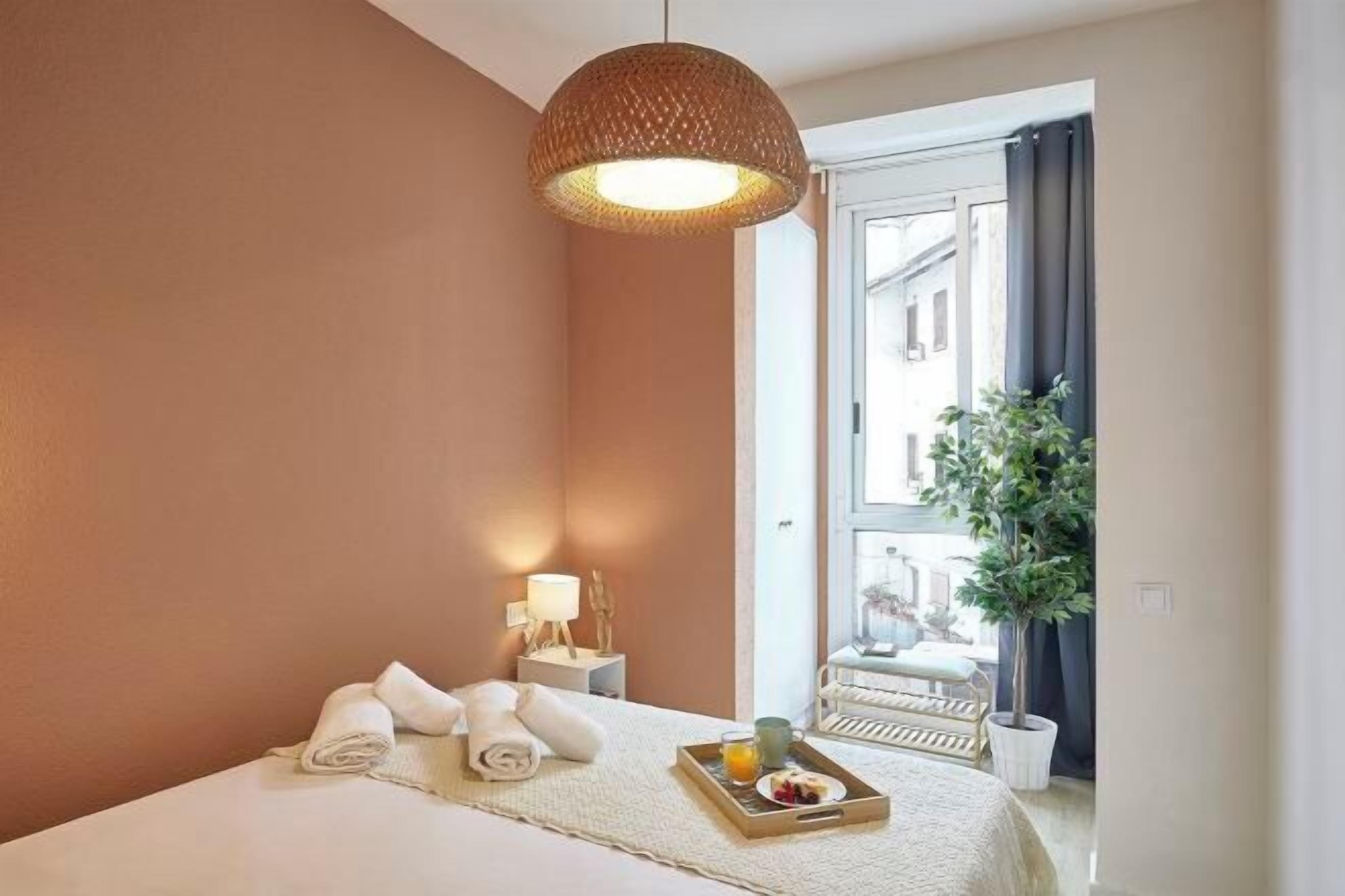 3 bedrooms, iron/ironing board, free WiFi