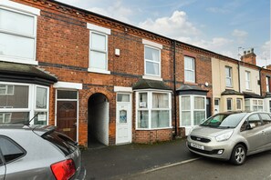 Exterior - Claude House (Nottingham)