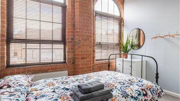 2 soverom, strykejern/-brett, wi-fi (inkludert) og sengetøy