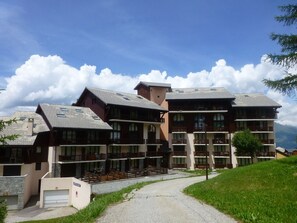 Exterior - Charming 2-room apt for 5, balcony, elevator, direct ski access - Vallandry (Peisey-Vallandry)