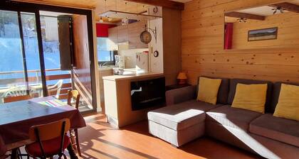 Renovierte T2-Wohnung an den Pisten, für 6 Pers.