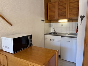 Uklassifisert bilde, 4 av 14, knapp