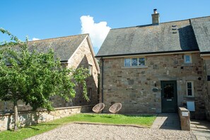 Exterior - Northern Hideaways, Apple Store  (Northumberland)