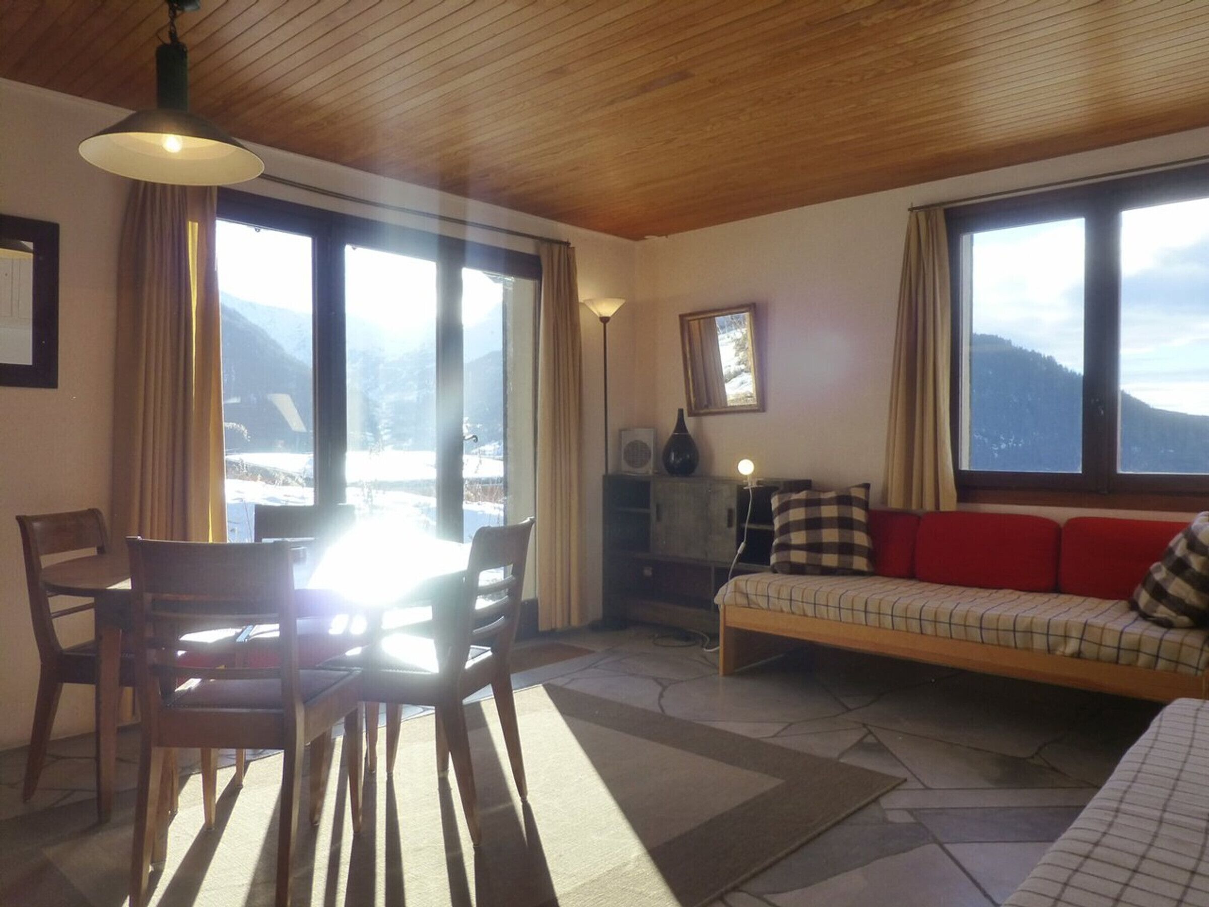 Rustic Chalet For 11, Direct Slope Access, Pets Allowed, Wi-fi - Arc 1800