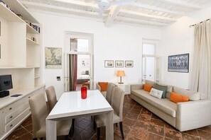 Interior - Bernini al Borgo - St. Peter / Vatican (Roma)