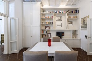 Interior - Bernini al Borgo - St. Peter / Vatican (Roma)