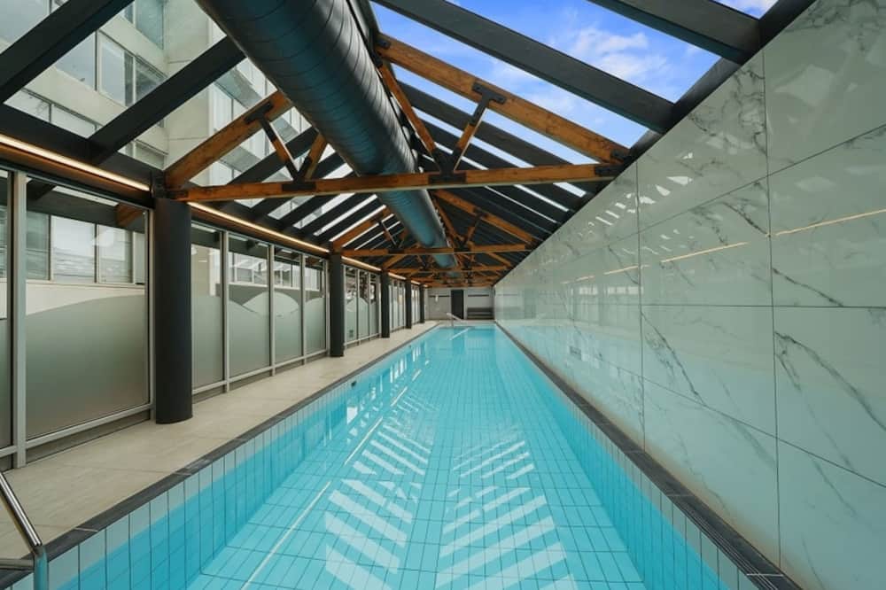 ReadySet Apartments at Southbank Condos