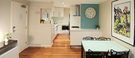 غرفة لتناول الطعام